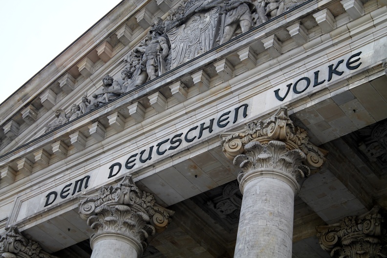 Bundestag/Reichstag, Außenansicht. - IMG_1810.JPG IMG_1810.JPG
