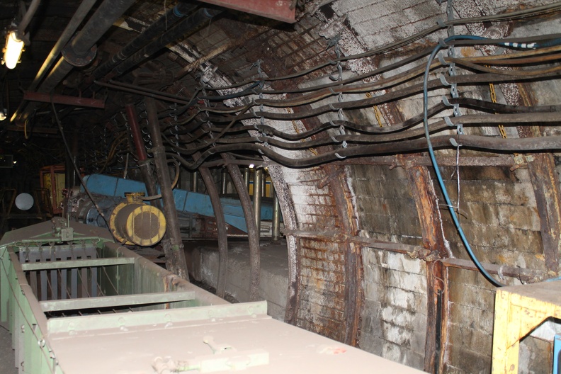 Versorgungsleitungen und Brecher - IMG_8514.JPG IMG_8514.JPG