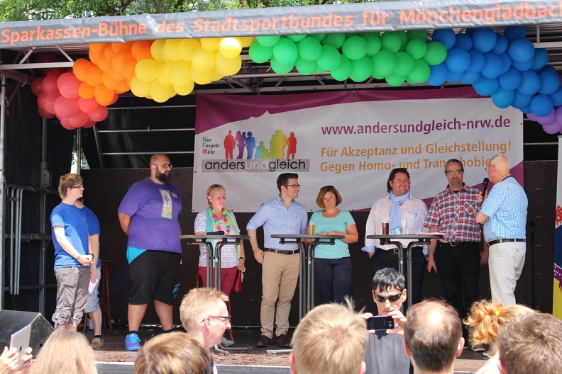 Podiumsdiskussion beim CSD - IMG_1239.JPG IMG_1239.JPG