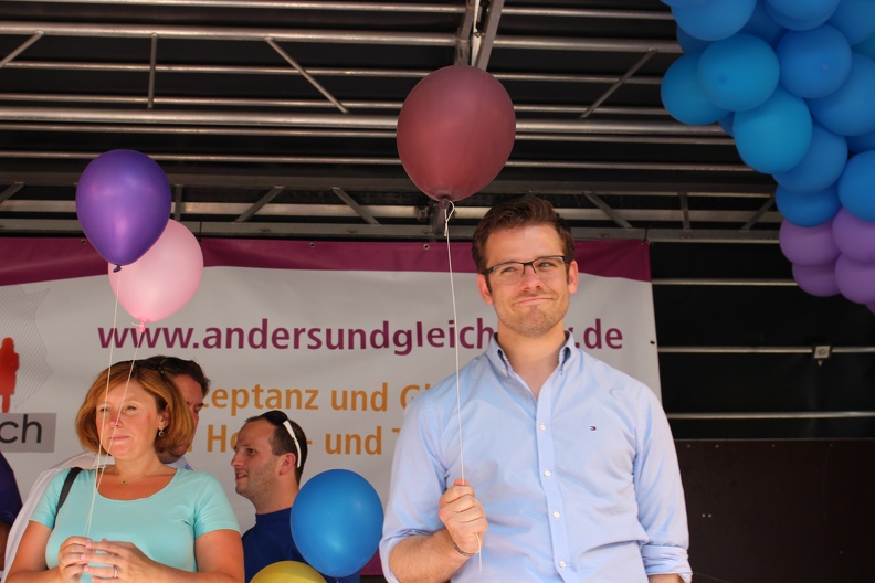 Felix mit Luftballon - IMG_1255.JPG IMG_1255.JPG