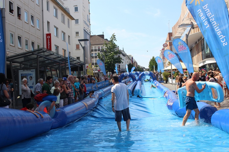 Wasserrutsche bergauf - IMG_2630.JPG IMG_2630.JPG